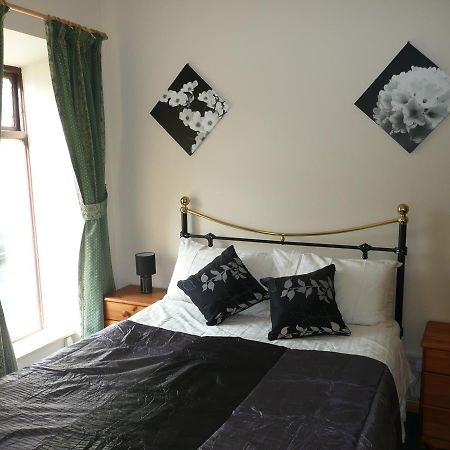 Barron'S Bed & Breakfast Moville Zewnętrze zdjęcie